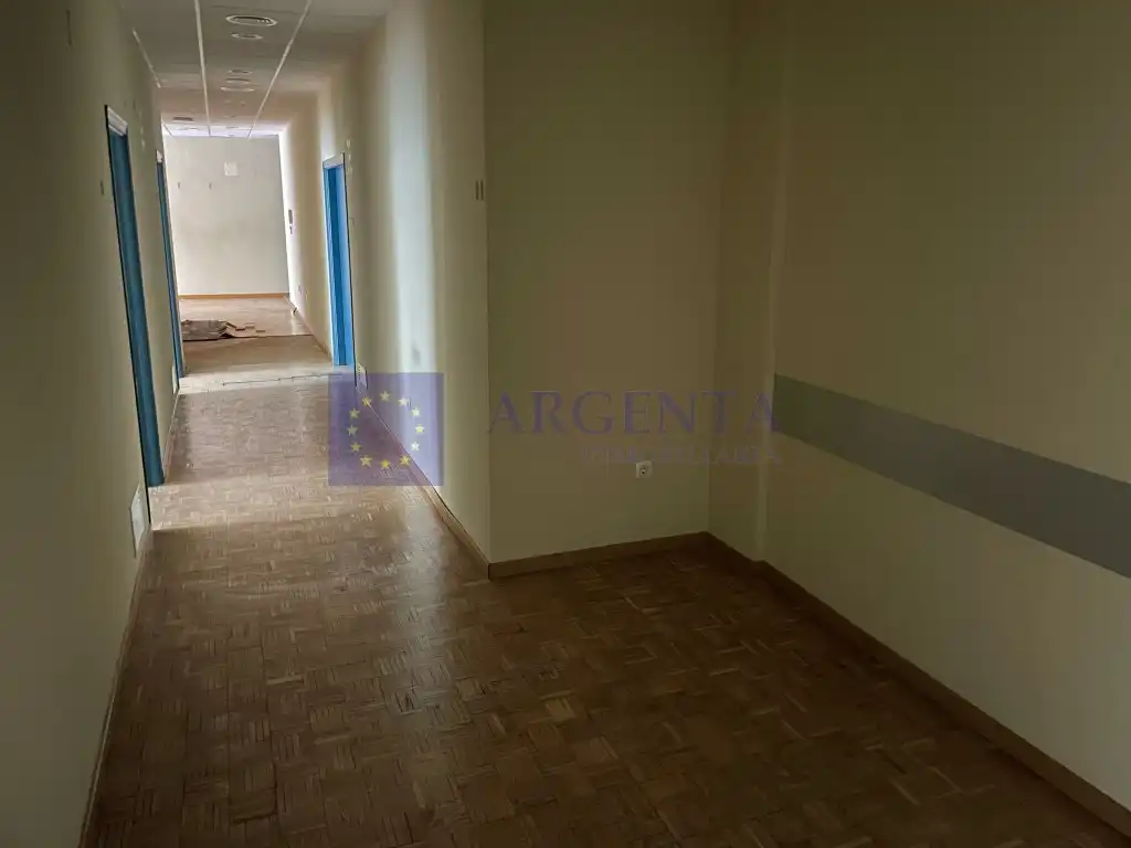 Local comercial en venda a Calle Monaco