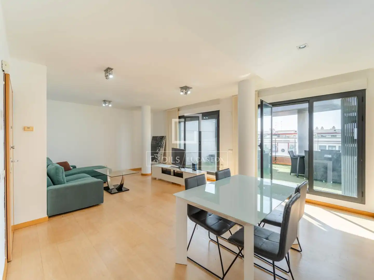 Penthouse with balcony for sale in Camins al Grau, imagen 9