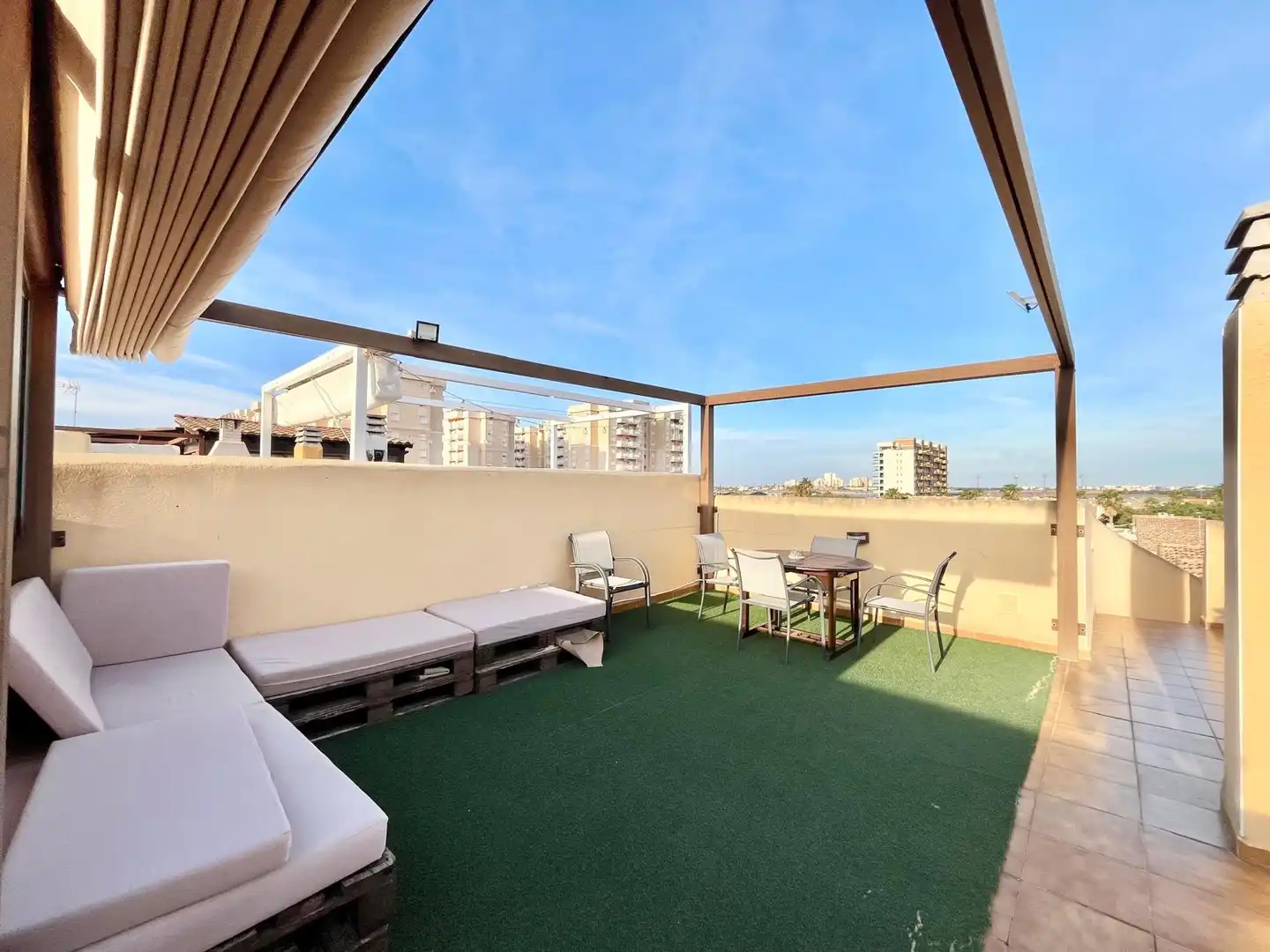 Terraza de Ático de alquiler en Cartagena con Aire acondicionado, Calefacción y Terraza