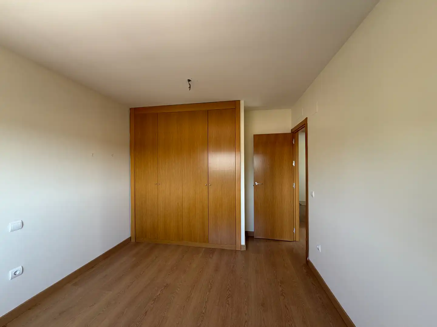 Habitación de Casa o chalet en venta en Colmenar Viejo con Calefacción, Jardín privado y Terraza