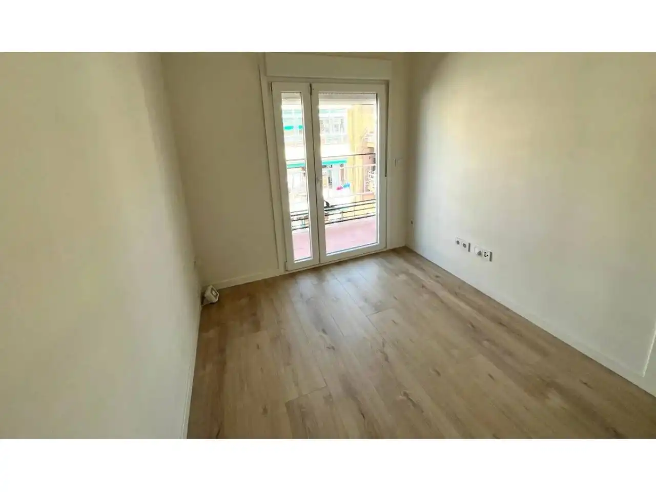 Schlafzimmer von Wohnung zum Verkauf in Sant Joan Despí mit Klimaanlage, Heizung und Parkett