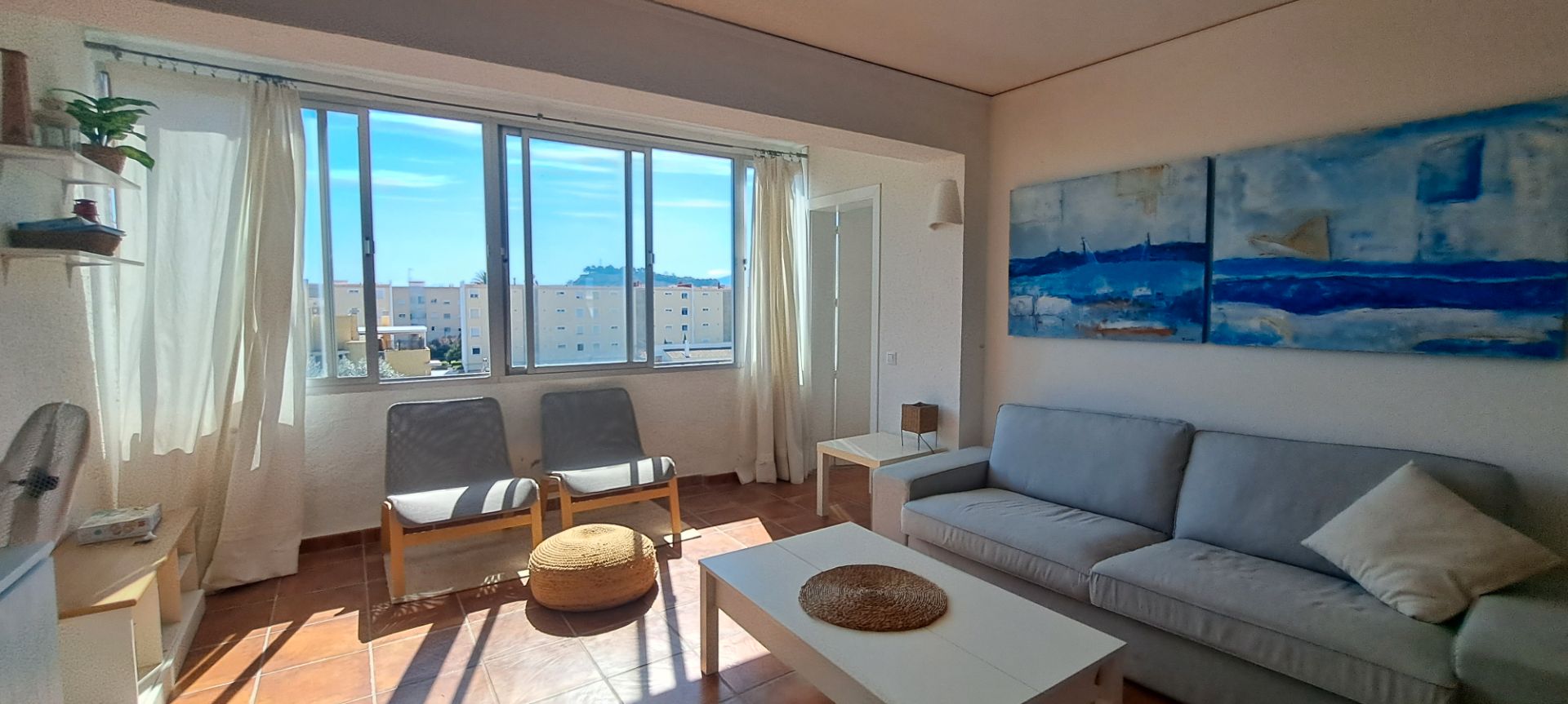 Sala d'estar de Apartament en venda en Dénia amb Aire condicionat, Terrassa i Moblat