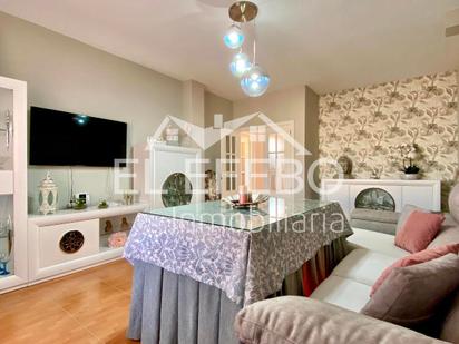 Living room of Single-family semi-detached for sale in Humilladero  with Air Conditioner, Terrace and Balcony