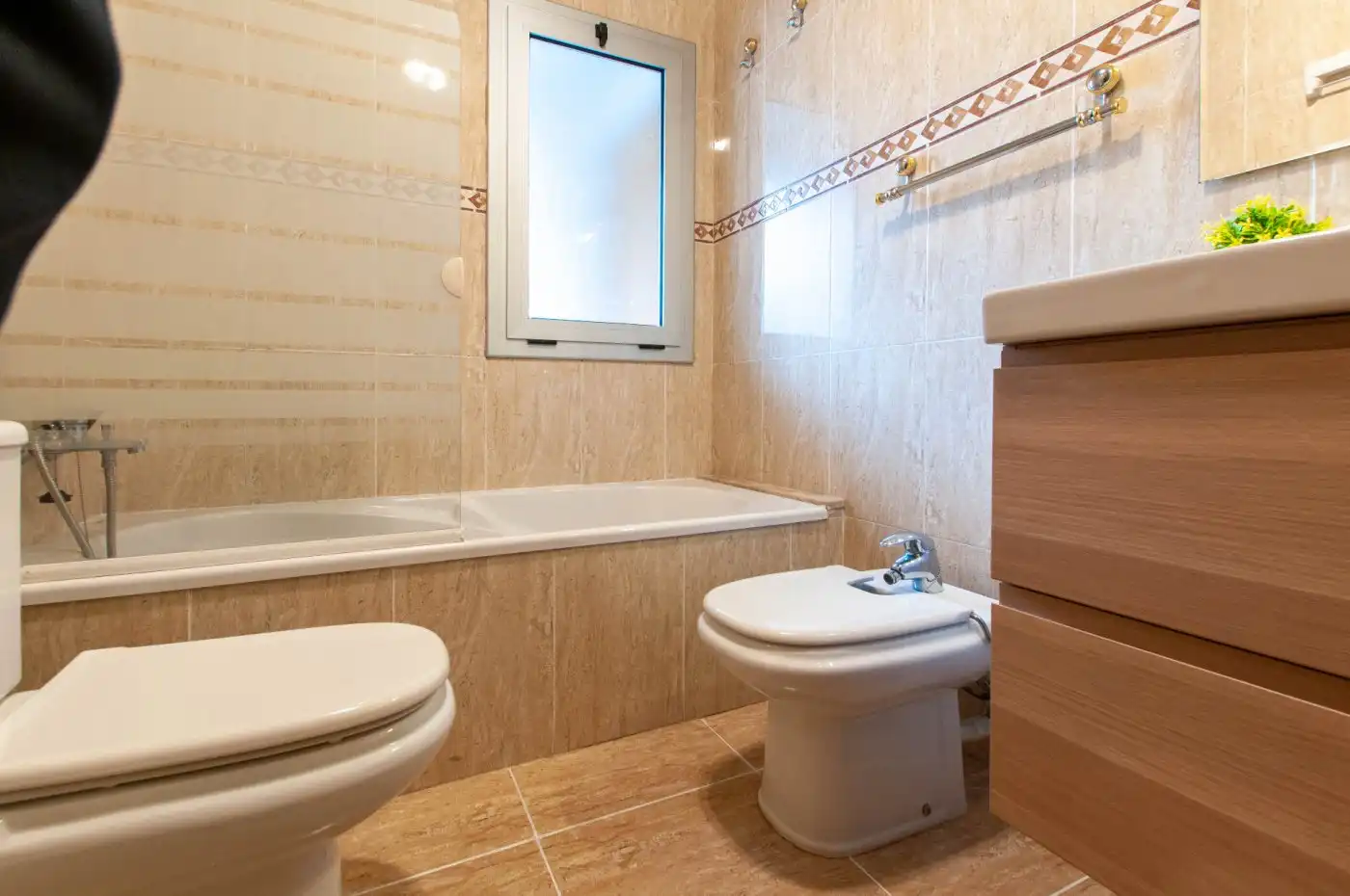 Baño de Piso de alquiler en Sabadell con Aire acondicionado, Calefacción y Parquet