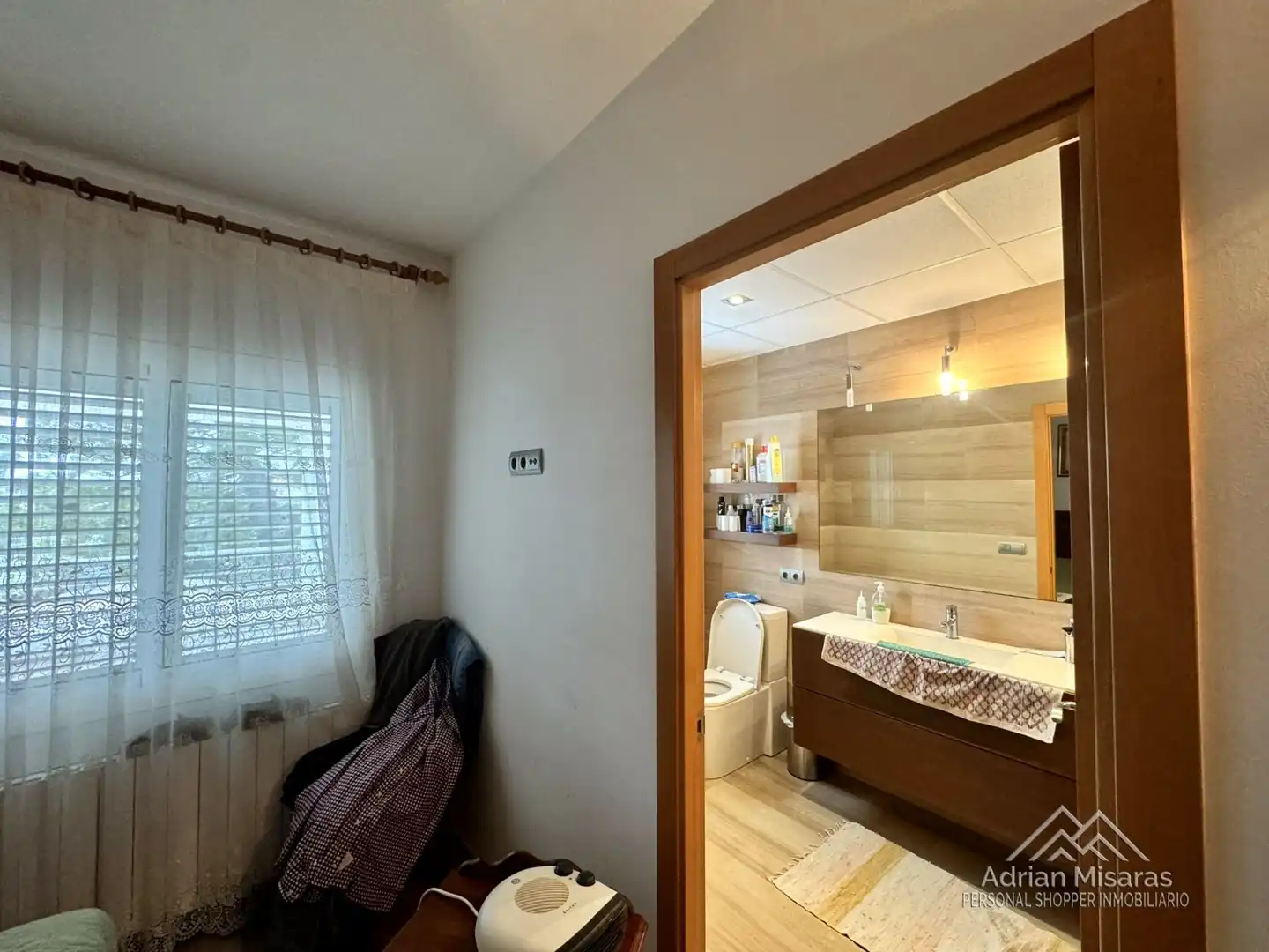 Baño de Casa o chalet en venta en Sant Jaume d'Enveja con Aire acondicionado, Calefacción y Jardín privado