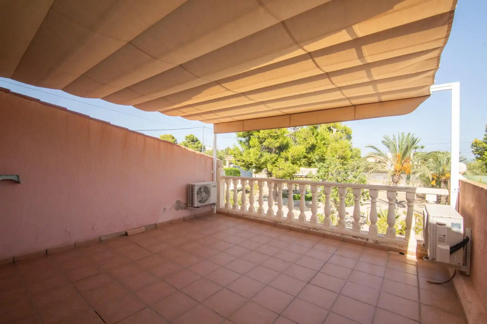 Terrace of Houses for sale in Elche / Elx  with Air Conditioner, Heating and Private garden