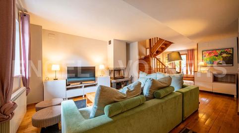 Foto 3 de Casa adosada en venda a Carrer Sant Cerat, 18, Bossòst, Lleida