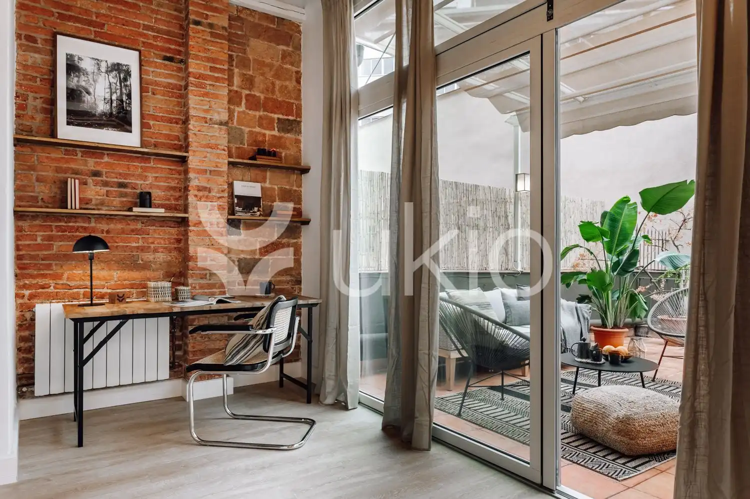 Appartement compact avec ascenseur à louer à Carrer de València, imagen 5