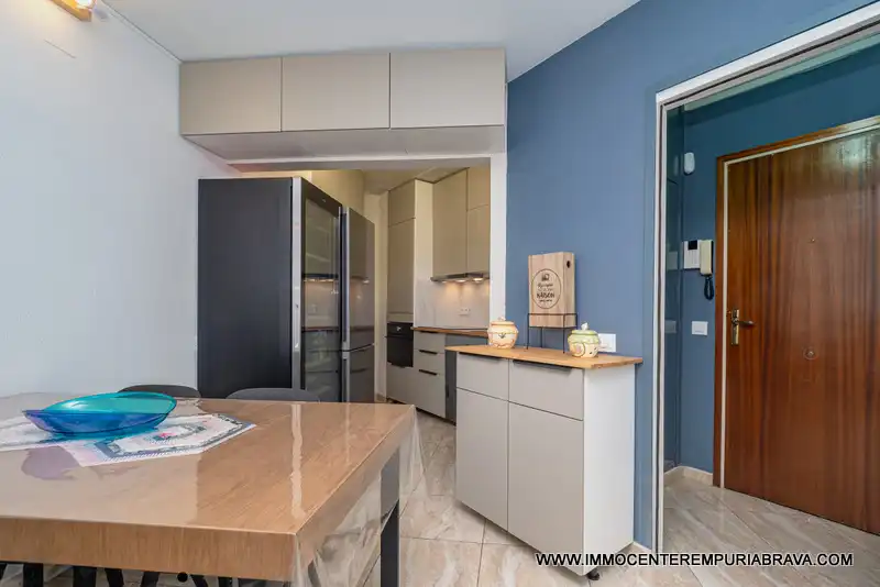 Cocina de Apartamento en venta en Empuriabrava con Aire acondicionado, Calefacción y Terraza
