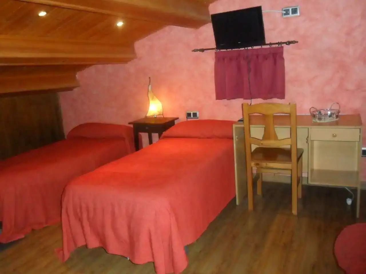 Bedroom of Flat for sale in El Frago  with Air Conditioner, Parquet flooring and Furnished