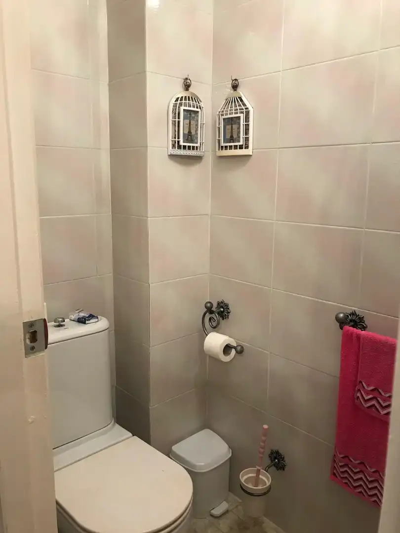 Badezimmer von Wohnung zur Miete in Sevilla mit Klimaanlage, Terrasse und Möbliert