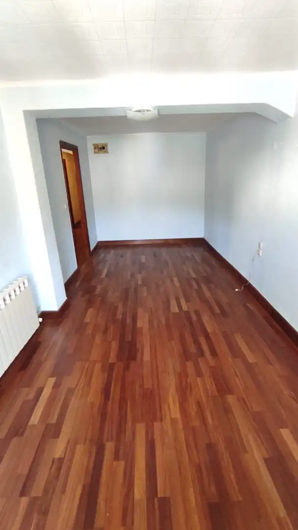 Piso en venta en Eibar con Calefacción, Trastero y Horno