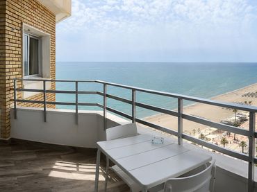 Wohnung mit Pool zum Verkauf in Paseo Marítimo Rey de España