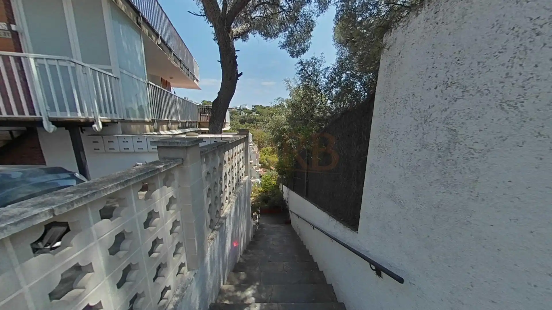Jardí de Pis en venda en Castelldefels amb Jardí privat, Terrassa i Piscina comunitària