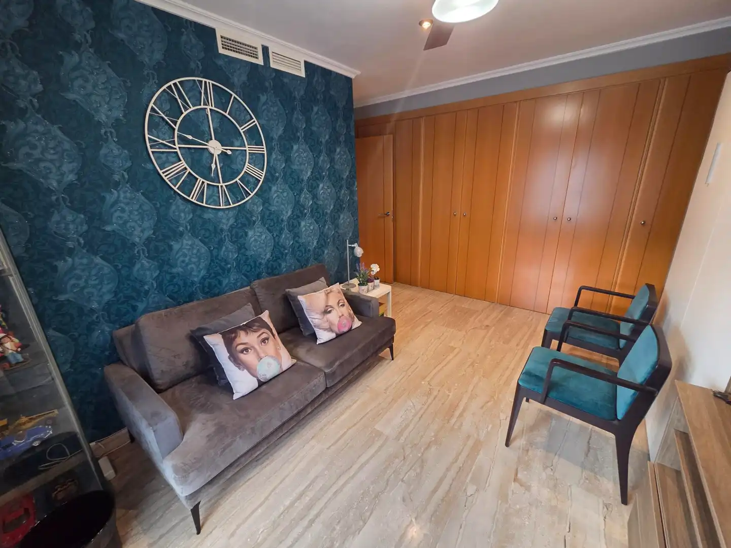 Sala d'estar de Pis en venda en Algeciras amb Aire condicionat i Terrassa