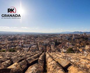 Vista exterior de Casa adosada en venda en  Granada Capital amb Terrassa i Balcó