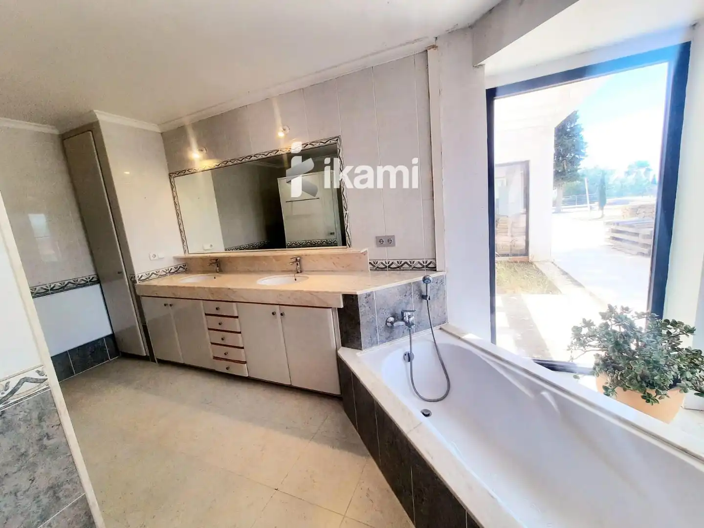 Bathroom of Houses for sale in Jávea / Xàbia  with Air Conditioner, Heating and Private garden