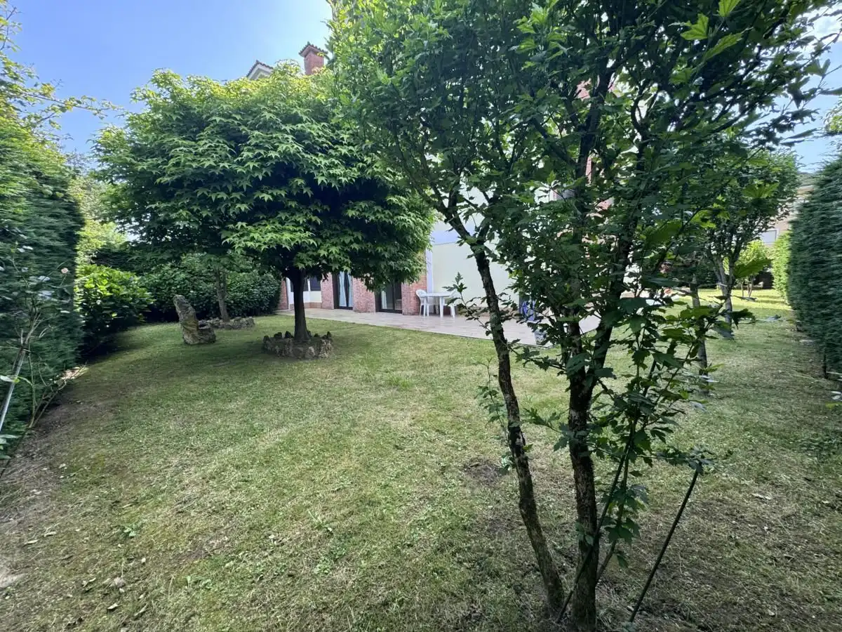 Garten von Wohnung zum Verkauf in Llanes mit Heizung, Privatgarten und Terrasse