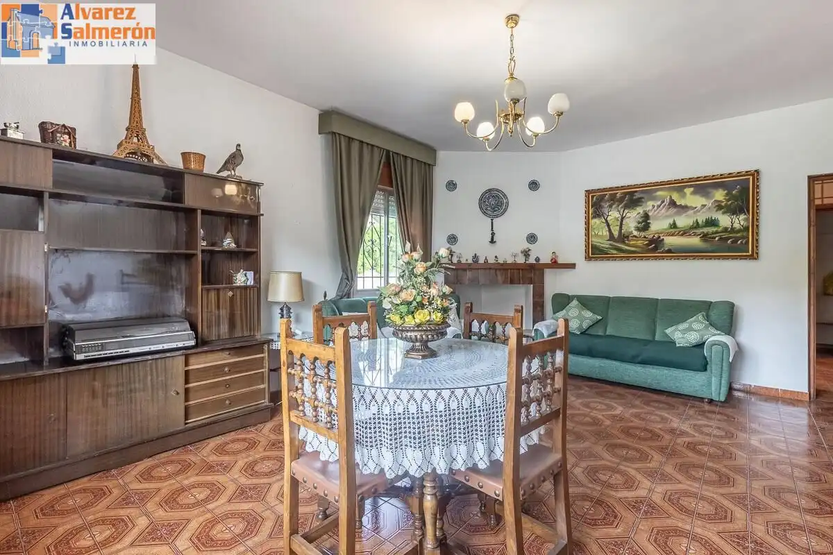 Houses for sale in Carretera de la Sierra, Lancha del Genil