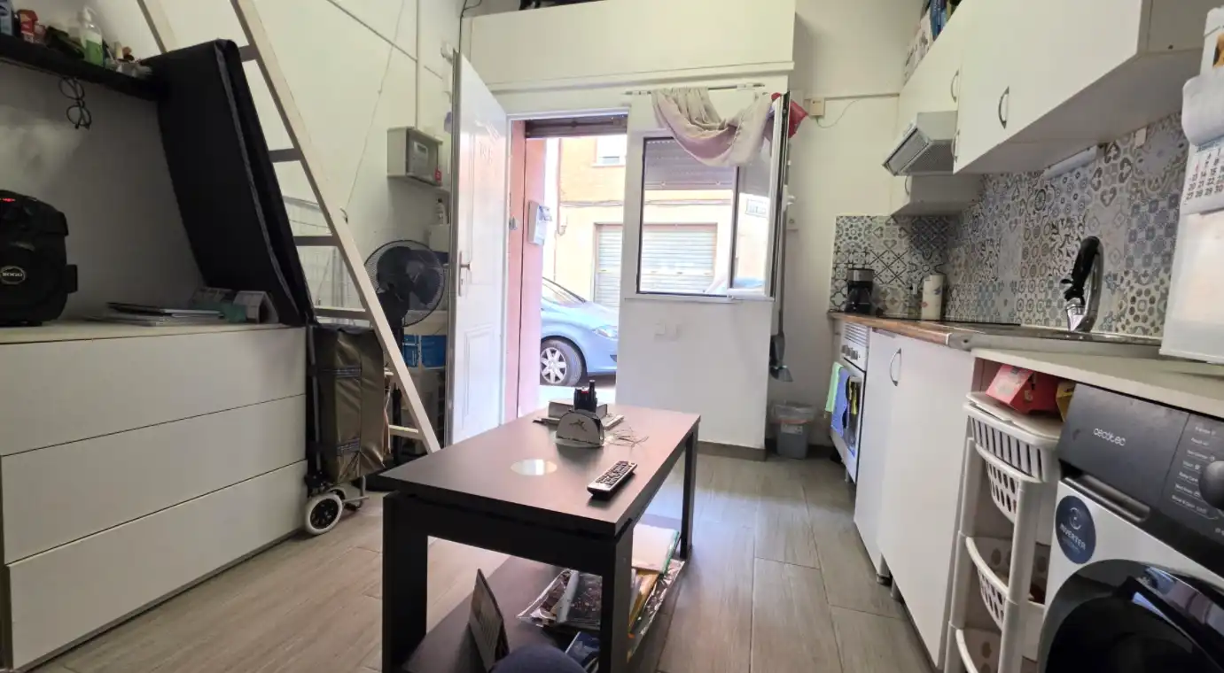Cocina de Estudio en venta en Barcelona con Parquet y Amueblado