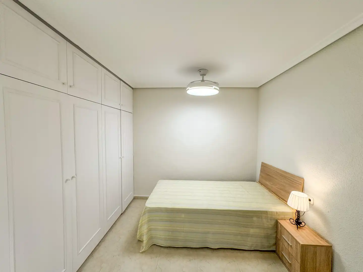 Habitación en Reina Victoria - Miguel Hernández
