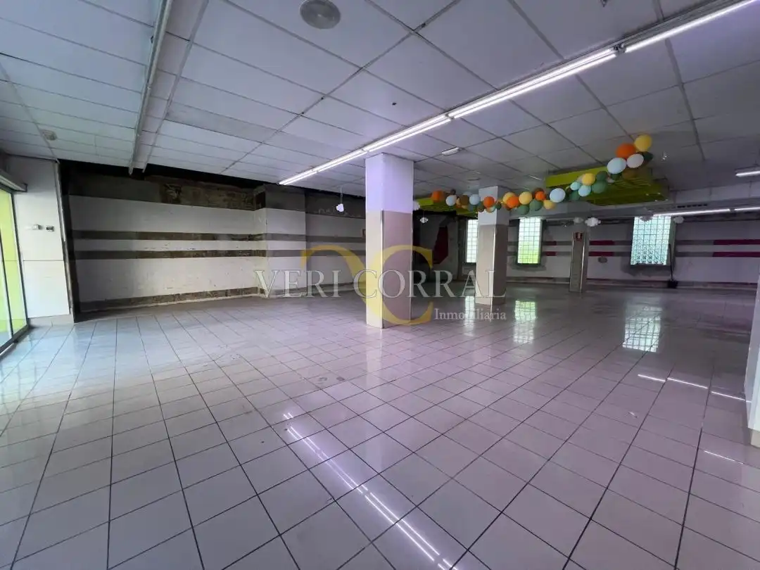 Business premises to rent in Calle Román Romano, imagen 3