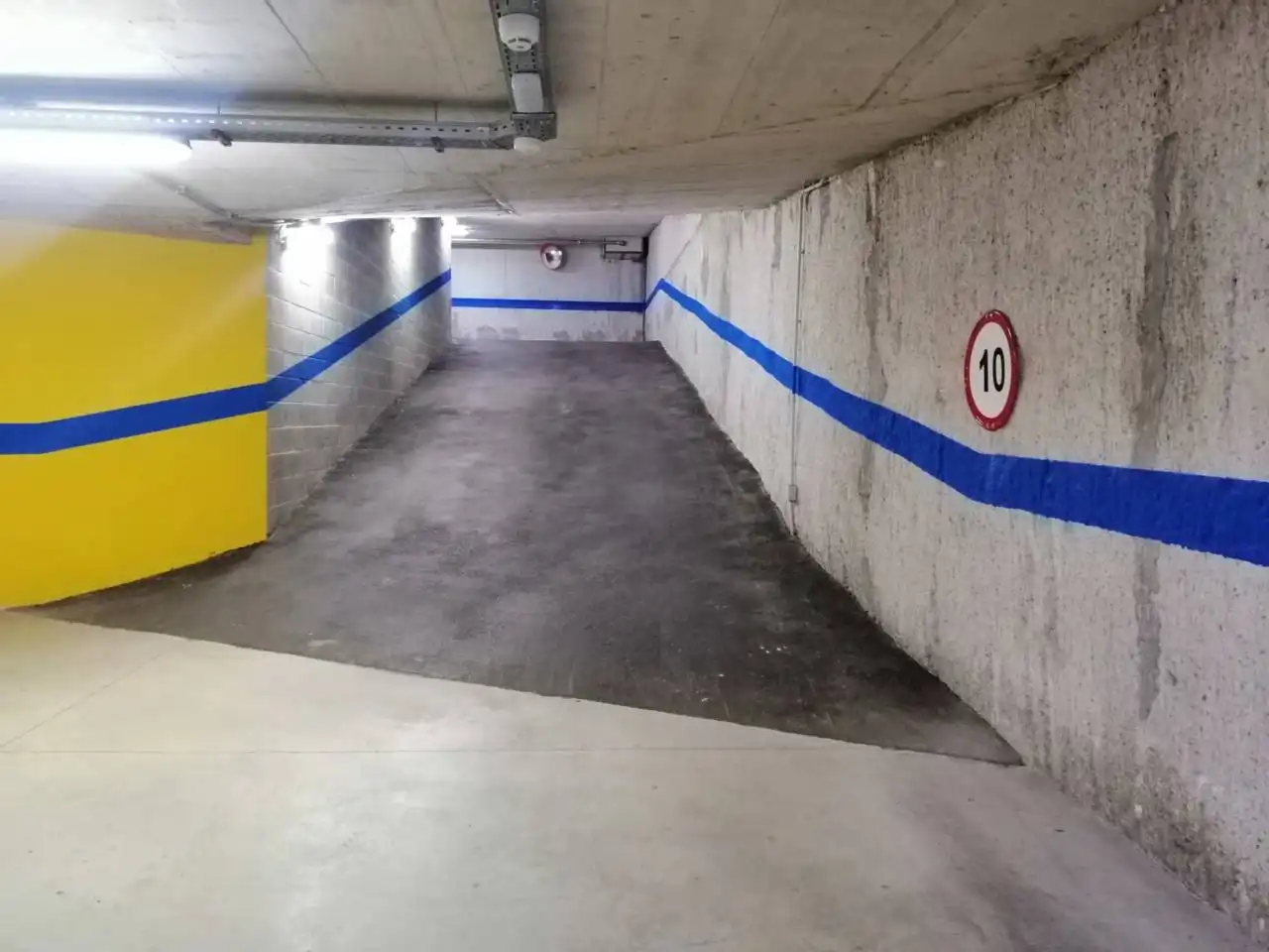 Garage zur Miete in Calle Sant Plàcid, 27, Lledoner