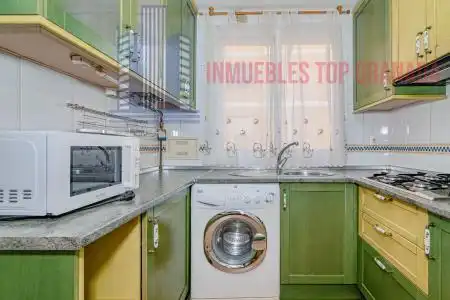 Kitchen of Apartments for sale in Granada