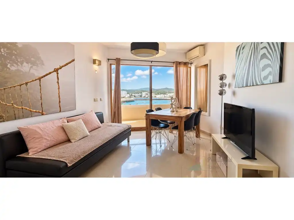 Sala d'estar de Apartament en venda en Sant Agustí - Cala de Bou  
