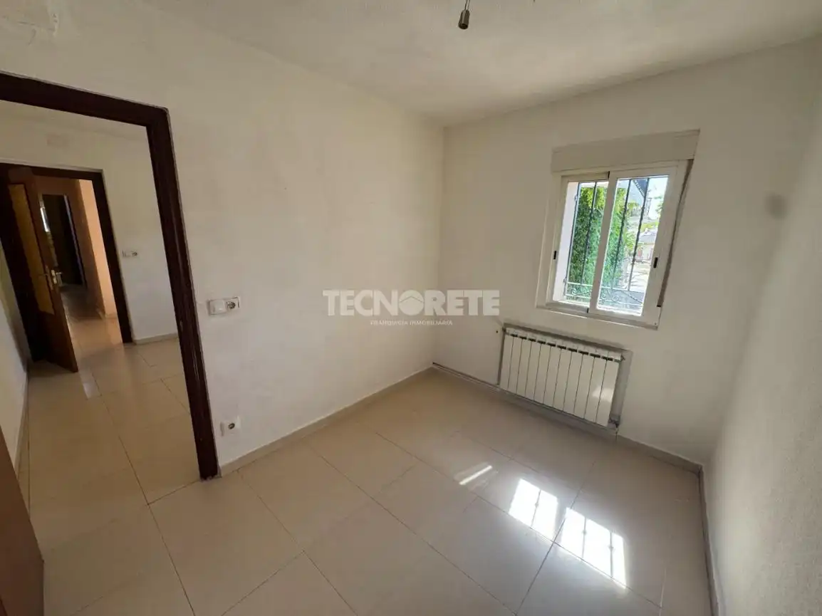 Bedroom of Country homes for sale in Tórtola de Henares  with Heating