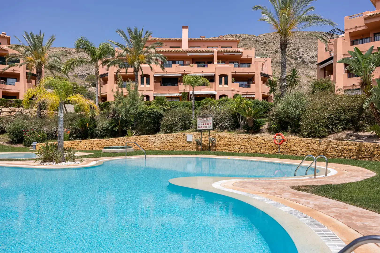 Jardí de Àtic en venda en Finestrat amb Traster, Piscina i Moblat