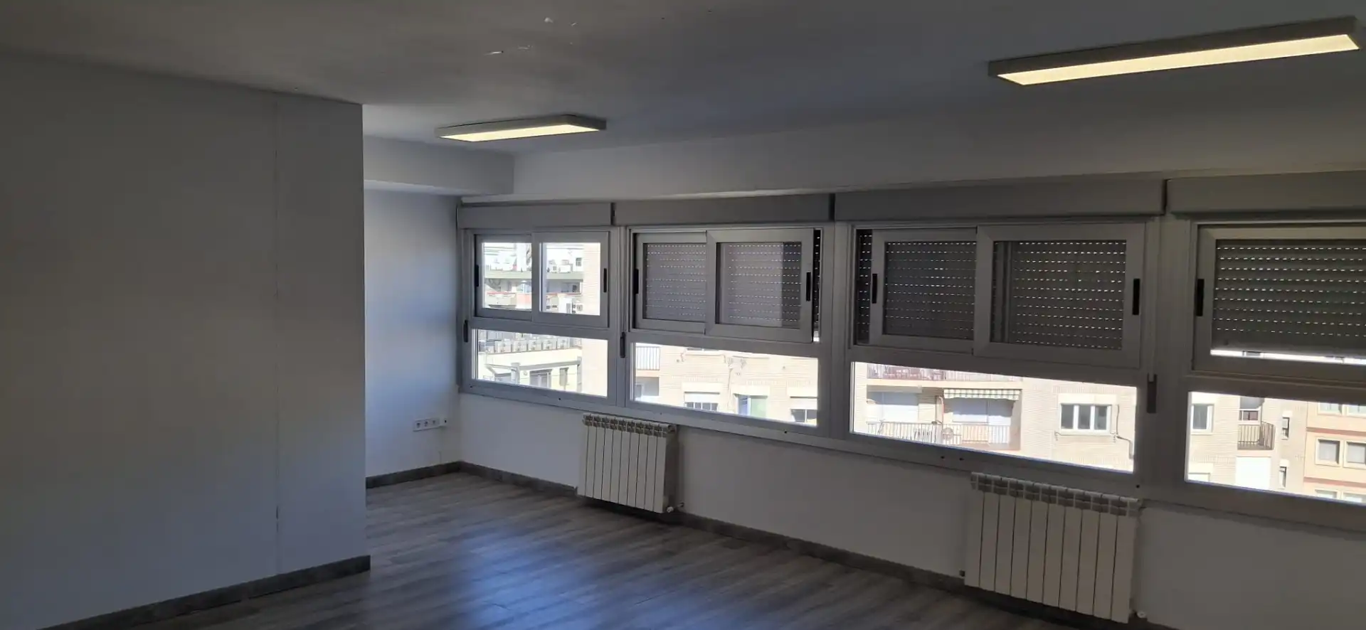 Oficina de alquiler en Zaragoza con Aire acondicionado y Calefacción