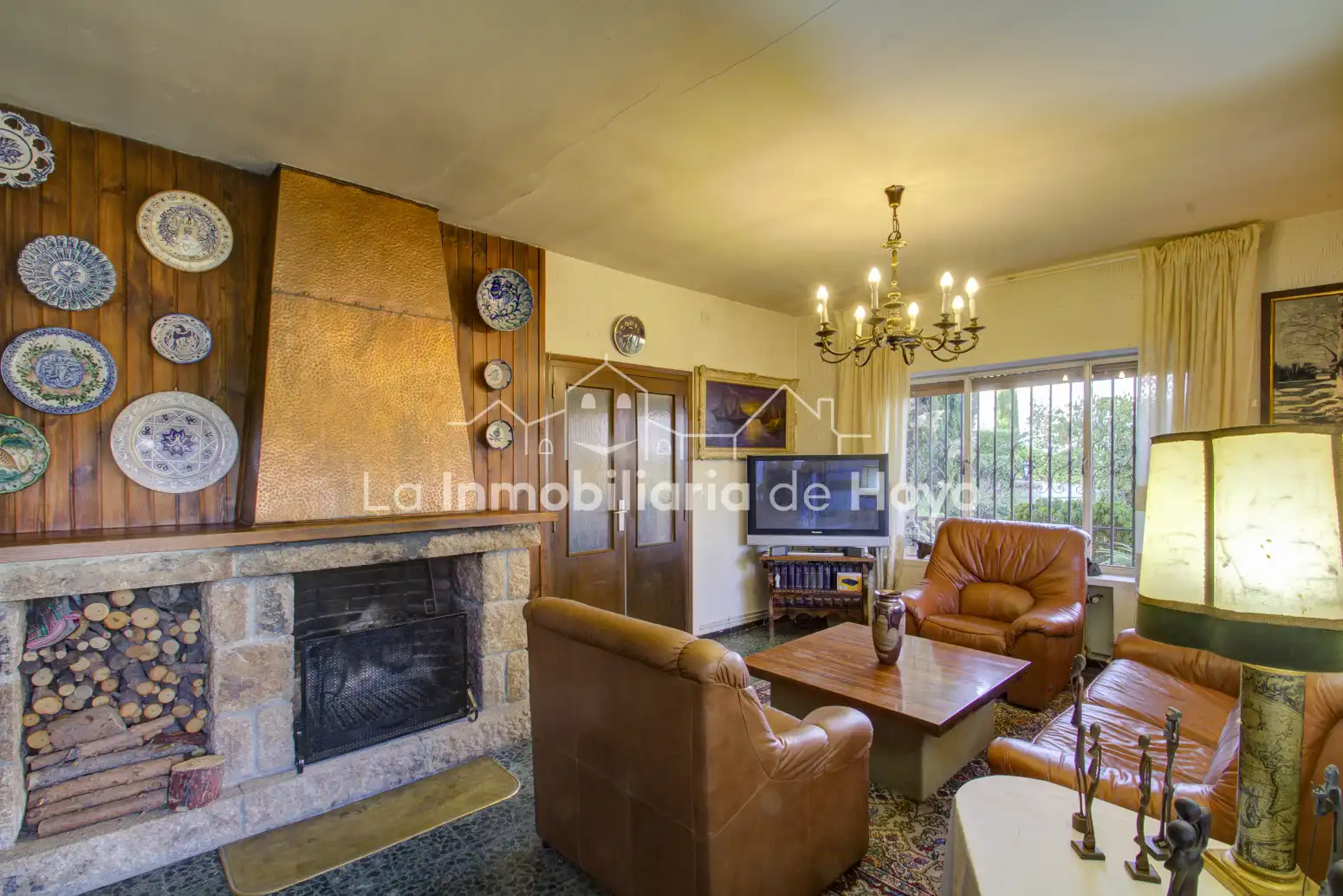 Sala d'estar de Casa o xalet en venda en Hoyo de Manzanares amb Calefacció, Jardí privat i Terrassa