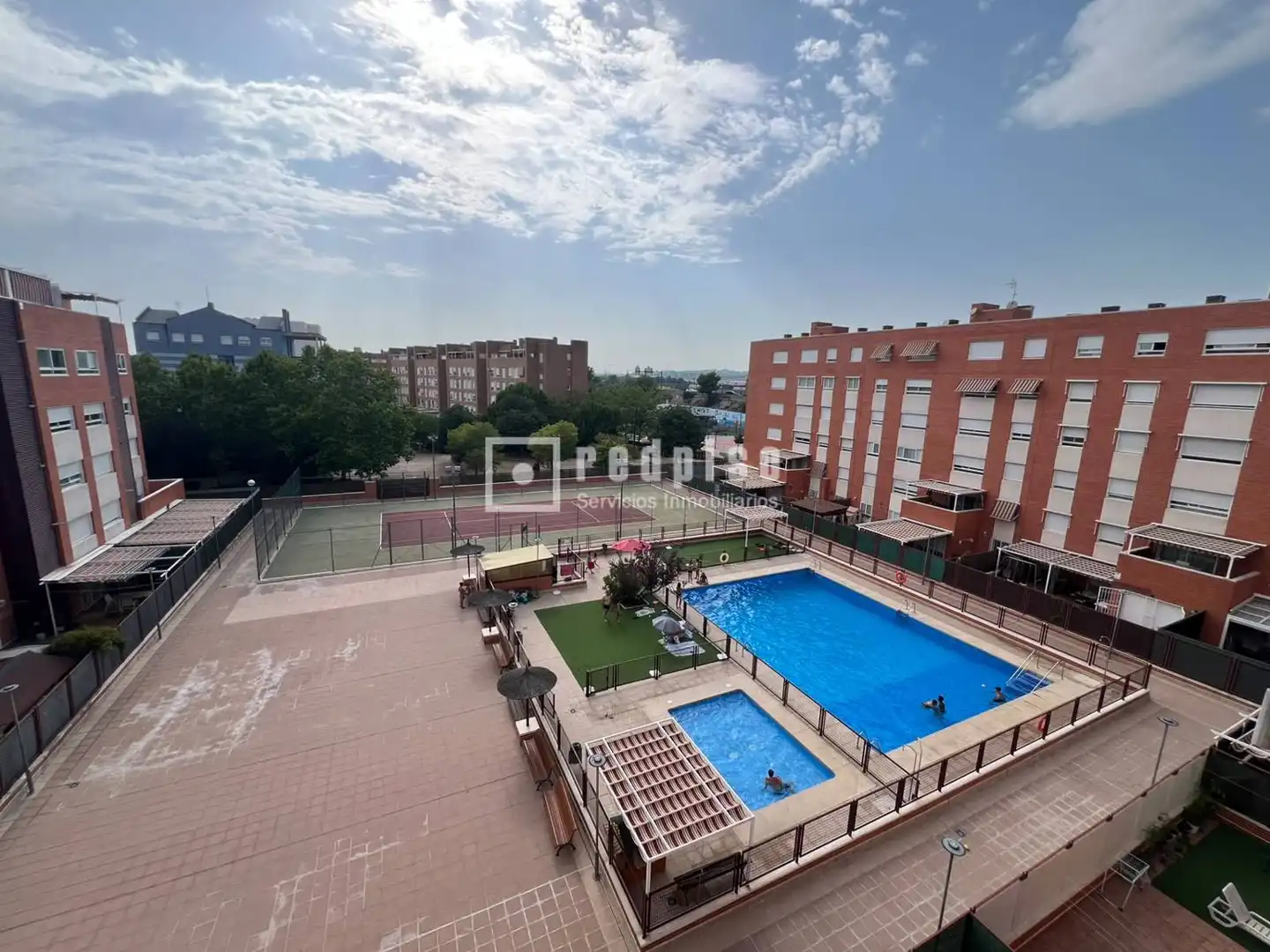 Exterior view of Flat for sale in Torrejón de Ardoz  with Heating, Terrace and Storage room