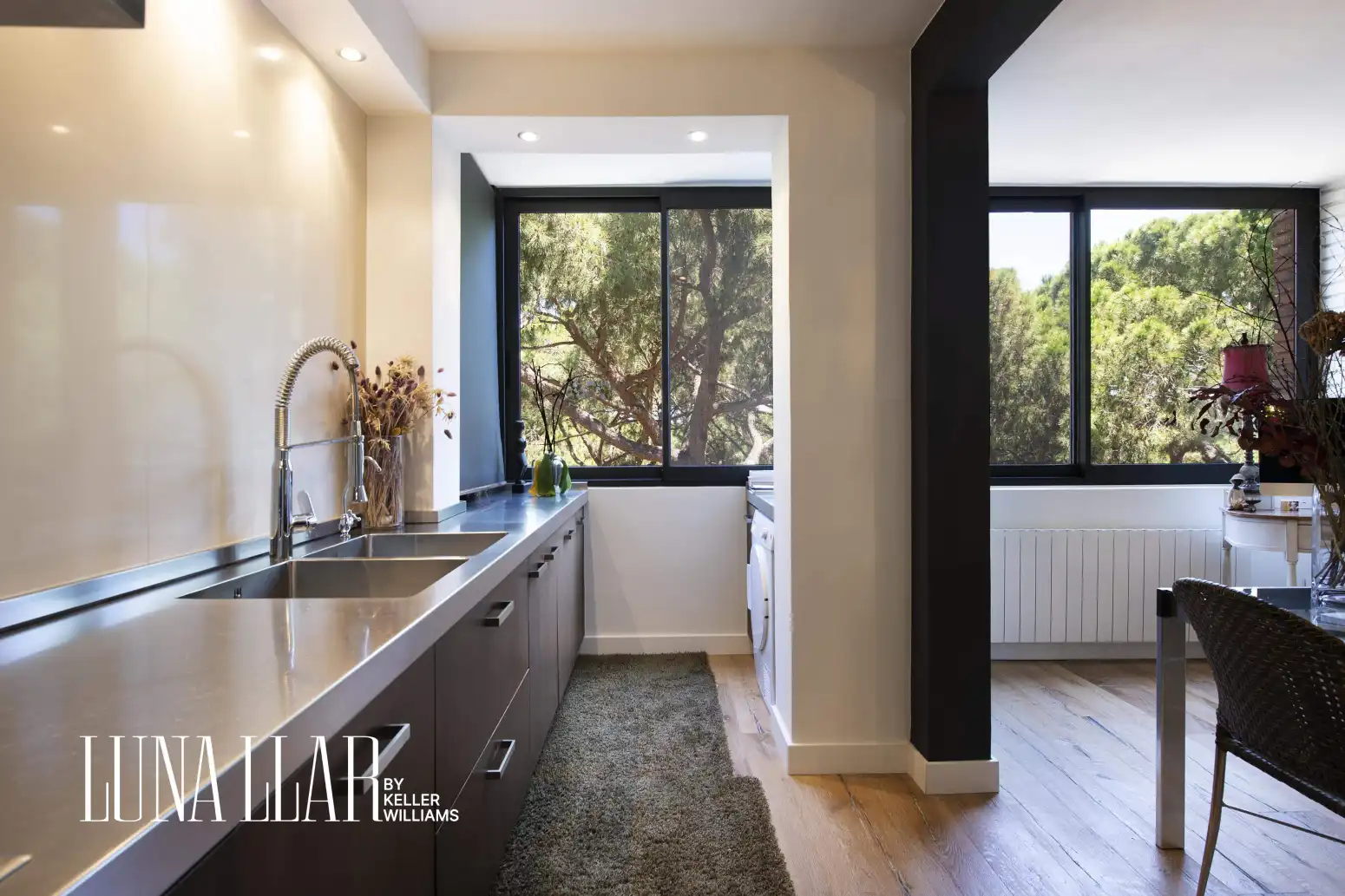 Küche von Dachboden zum Verkauf in Gavà mit Heizung, Parkett und Terrasse