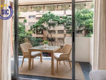 Piso con balcón en venta en Valencia - CL ESCULTOR JOSE CAPUZ 12
