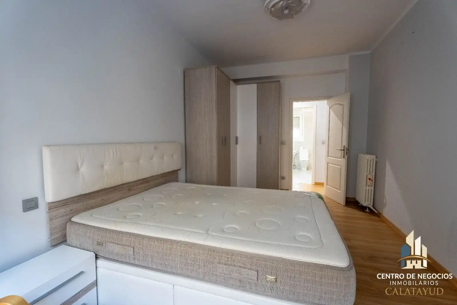 Habitación de Piso en venta en Calatayud con Calefacción, Parquet y Terraza