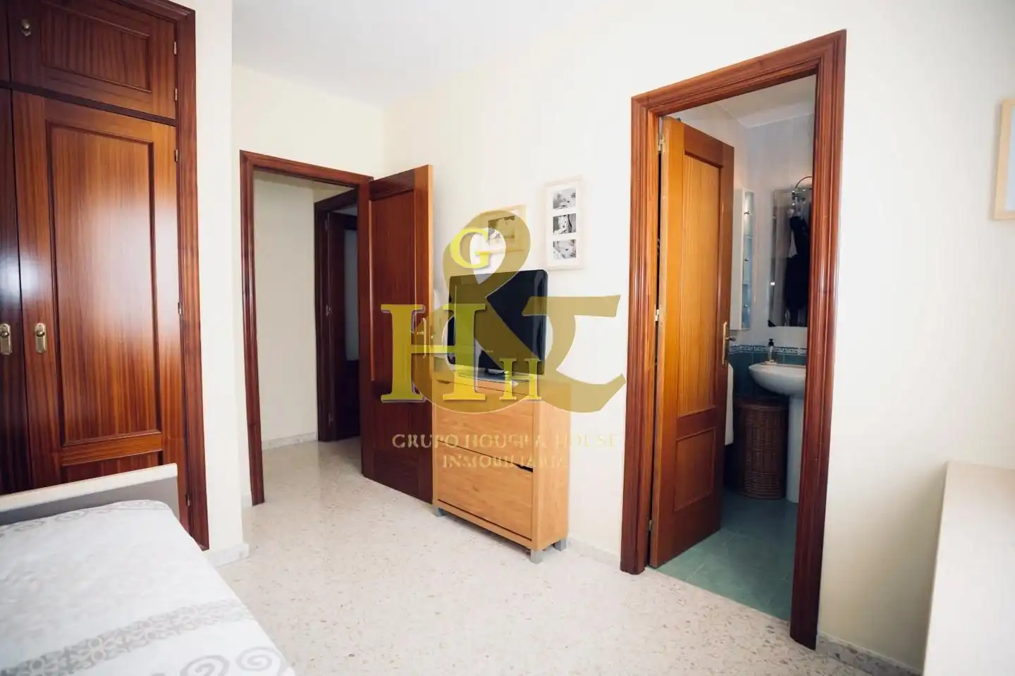 Habitación de Piso en venta en Sanlúcar de Barrameda con Aire acondicionado, Terraza y Trastero