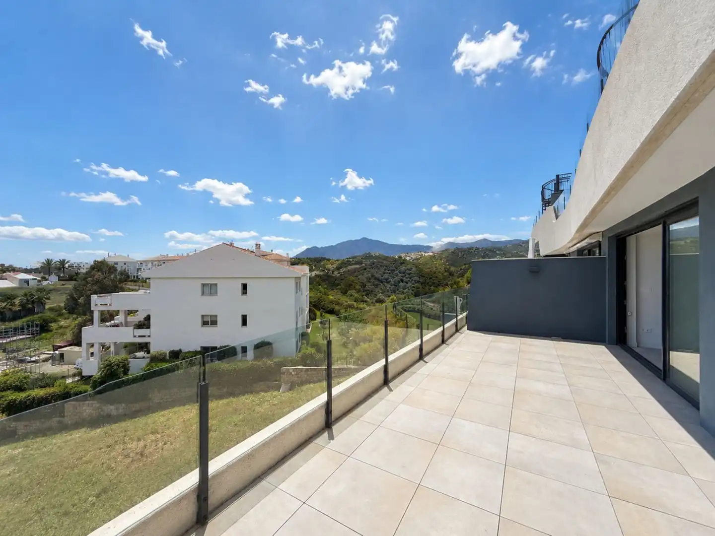 Apartament amb piscina en venda a Selwo, imagen 21
