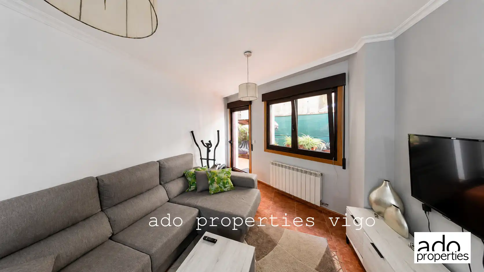 Living room of Flat for sale in Redondela  with Heating, Furnished and Oven