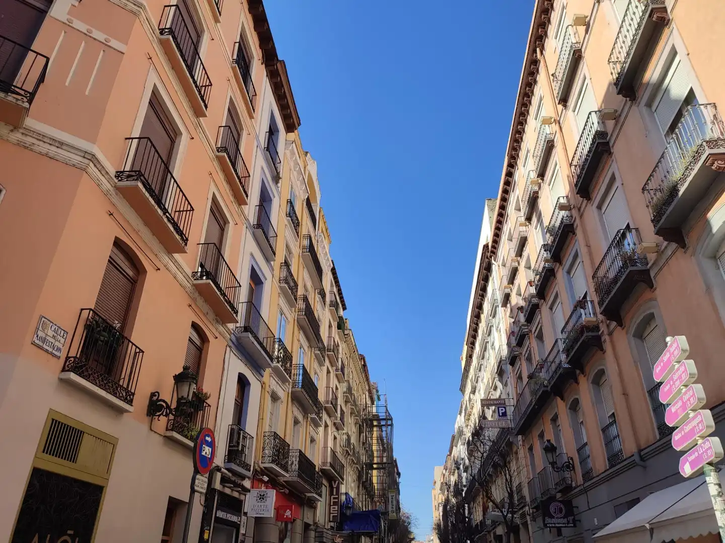 Exterior view of Flat for sale in Zaragoza  with Air Conditioner, Heating and Furnished