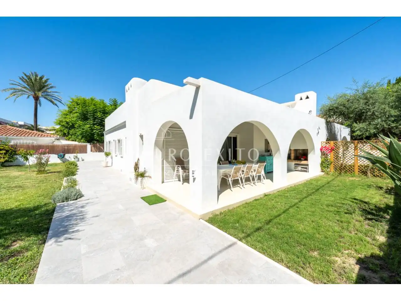 Außenansicht von Haus oder Chalet zum Verkauf in Cambrils mit Heizung, Privatgarten und Terrasse