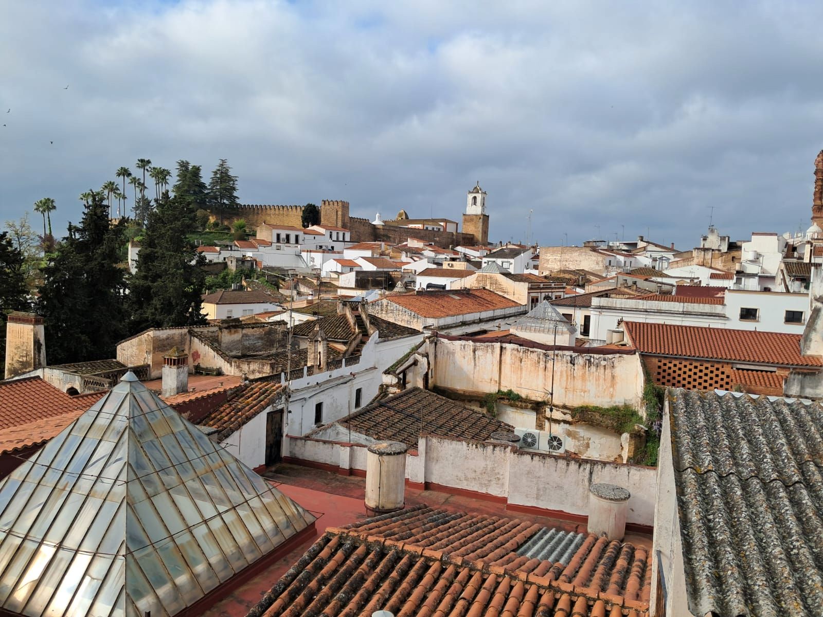 Vista exterior de Dúplex en venda en Jerez de los Caballeros amb Calefacció, Terrassa i Traster