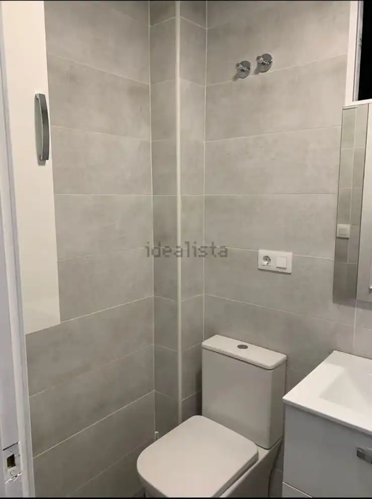 Bathroom of Flat for rent in Elche / Elx  with Air Conditioner, Parquet flooring and Furnished