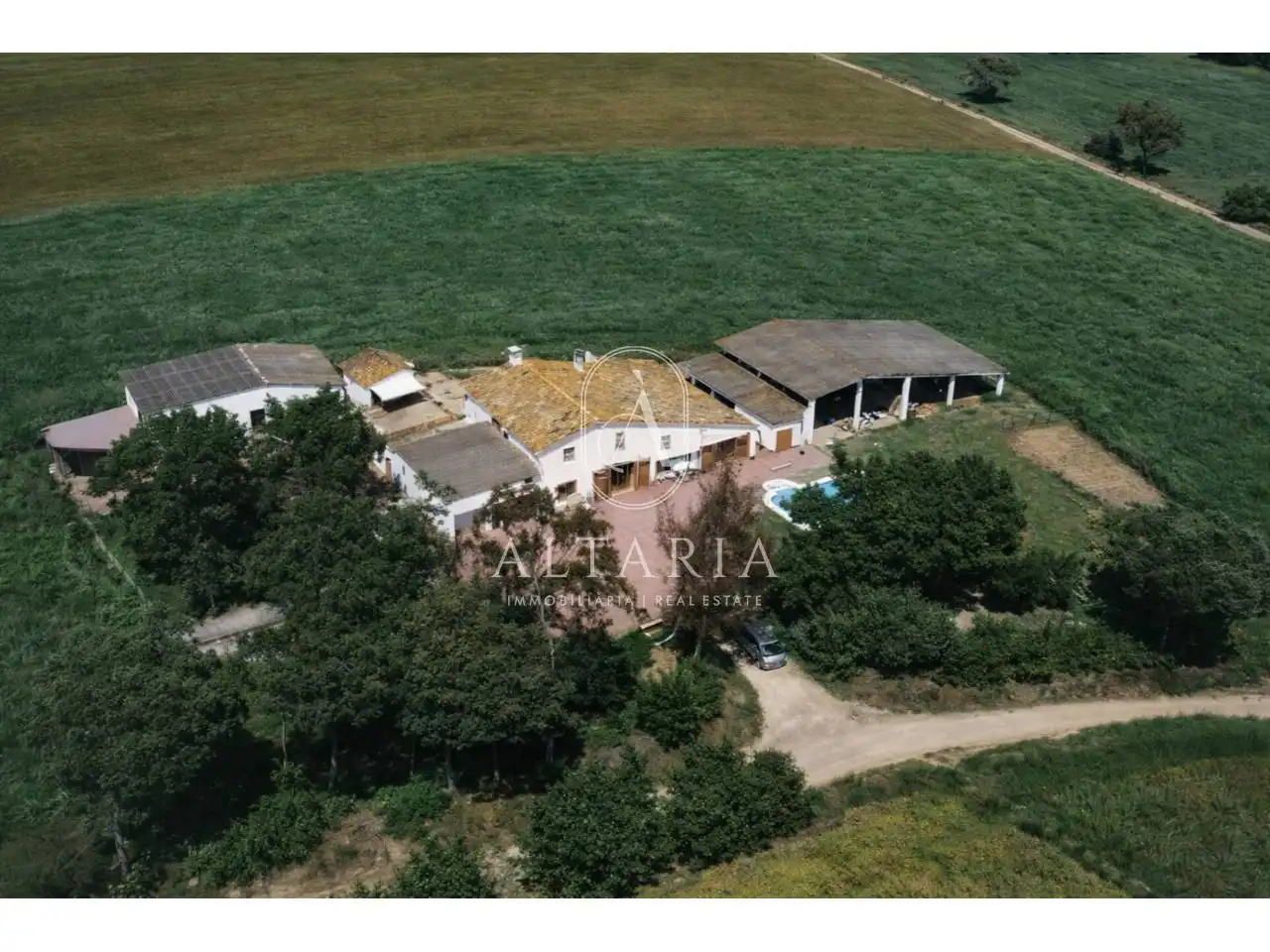 Finca rústica en venta en Sils con Piscina y Alarma