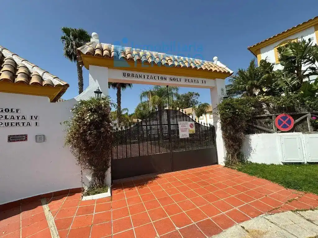 Vista exterior de Piso en venta en Islantilla con Aire acondicionado, Jardín privado y Piscina