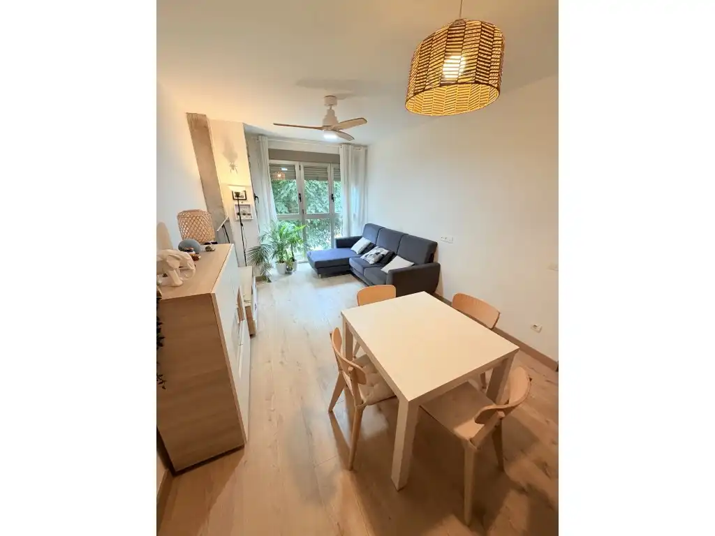 Piso con ascensor en venta en Plaza Austria, imagen 2