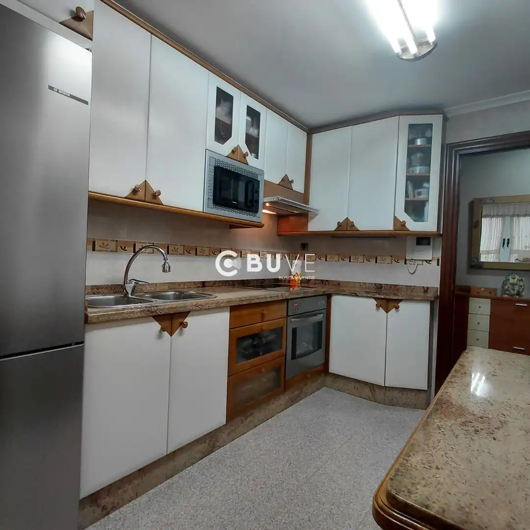 Cuina de Pis en venda en Langreo amb Calefacció, Terrassa i Traster