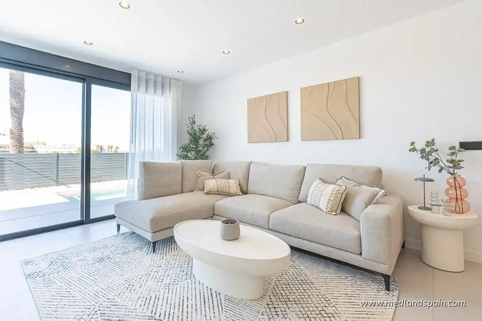 Villa mit Pool zum Verkauf in Nueva Torrevieja - Aguas Nuevas, imagen 4