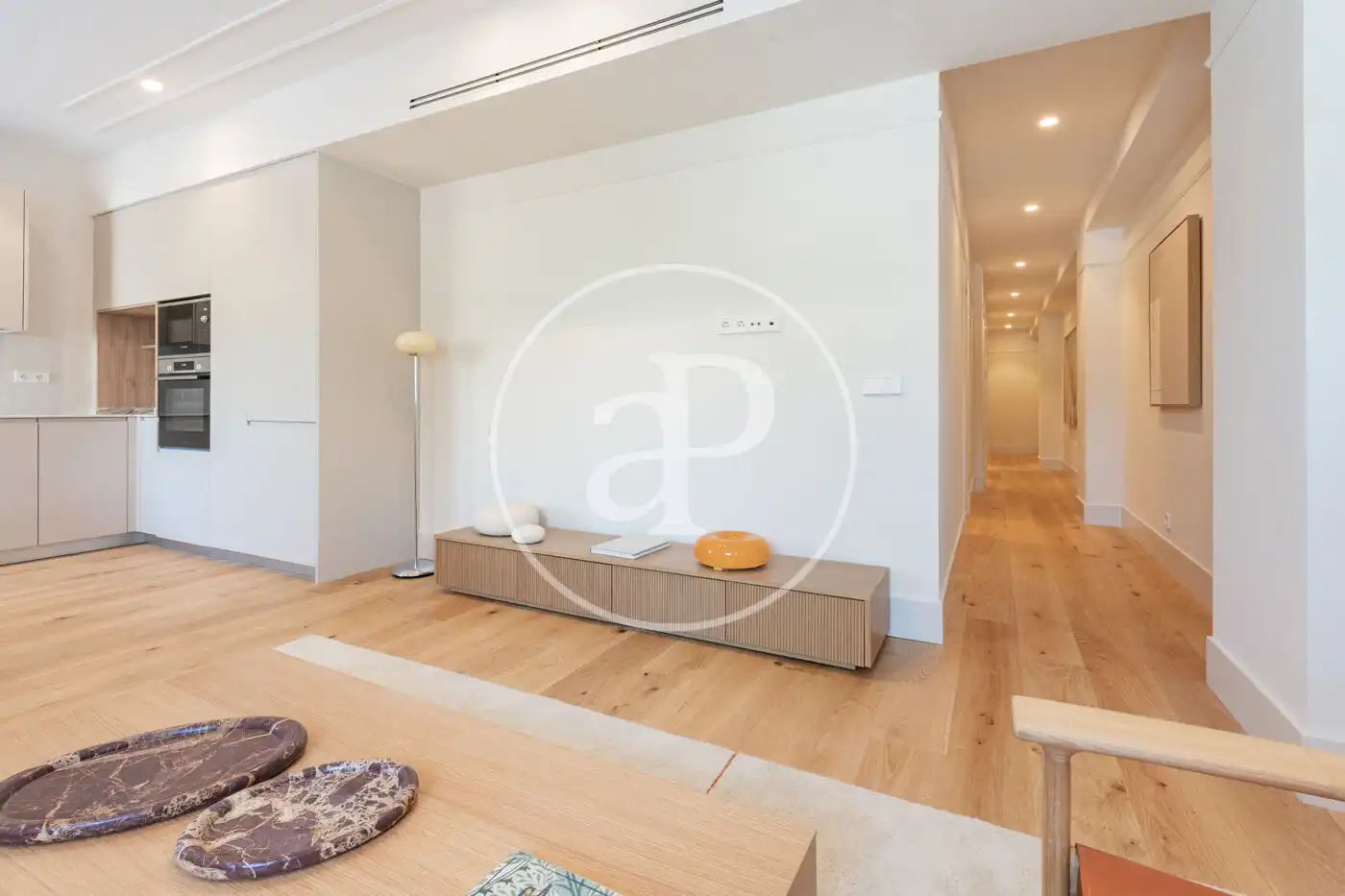 Flat for sale in Madrid  with Air Conditioner and Heating
